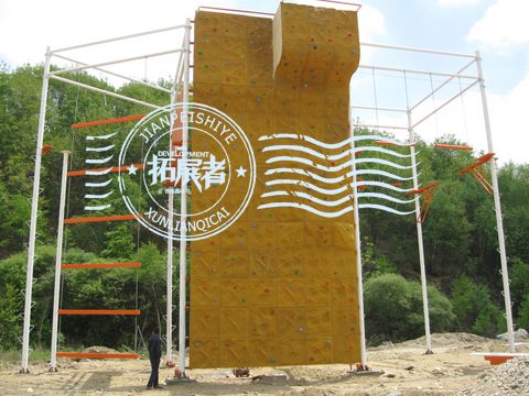 湖北省麻鄉約旅游公司本次引進的拓展器械