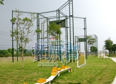 拓展者拓展設備豐富公司基地建設